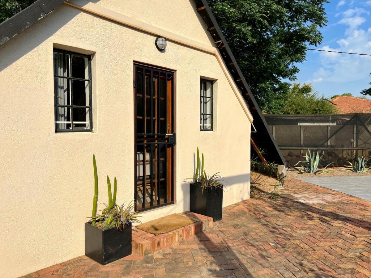 Cosy City Cottage Gaborone Dış mekan fotoğraf